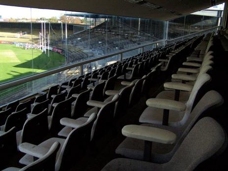 Bob_Rose_stand_seats